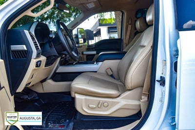 2017 Ford Super Duty F-250 SRW Lariat