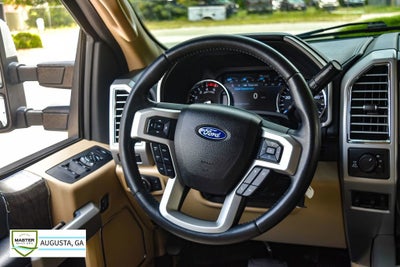 2017 Ford Super Duty F-250 SRW Lariat