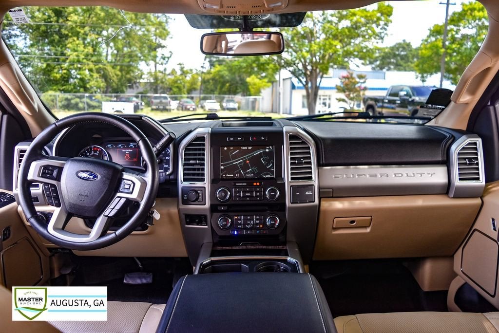2017 Ford Super Duty F-250 SRW Lariat