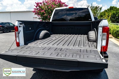 2017 Ford Super Duty F-250 SRW Lariat