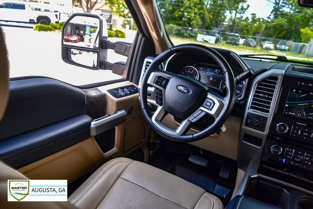 2017 Ford Super Duty F-250 SRW Lariat
