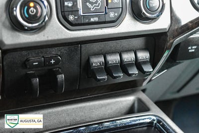2016 Ford Super Duty F-250 SRW Lariat