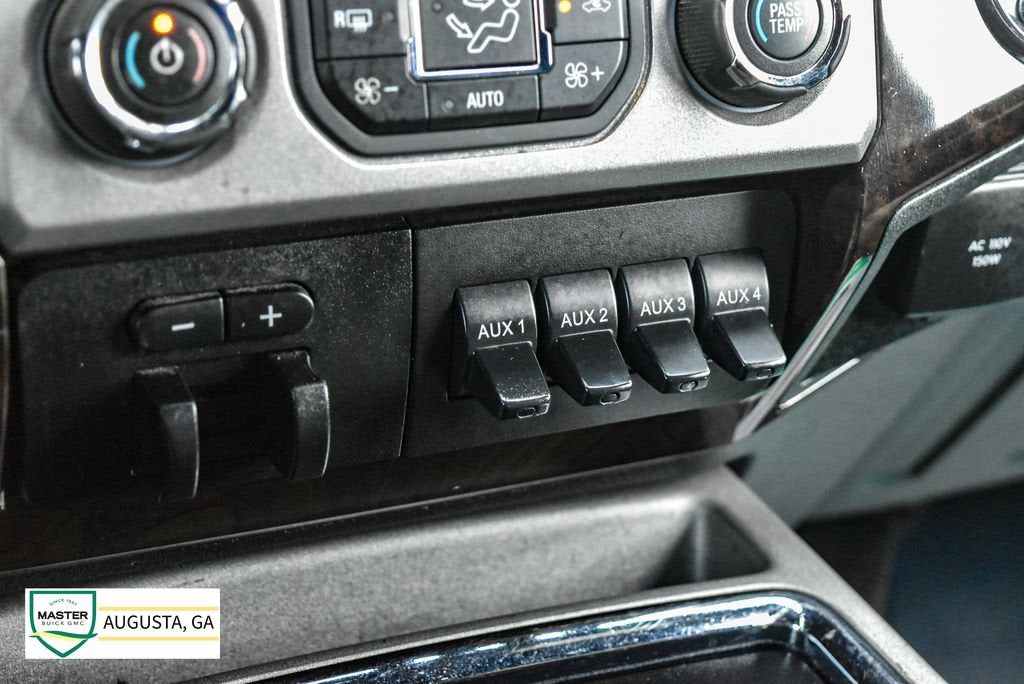 2016 Ford Super Duty F-250 SRW Lariat