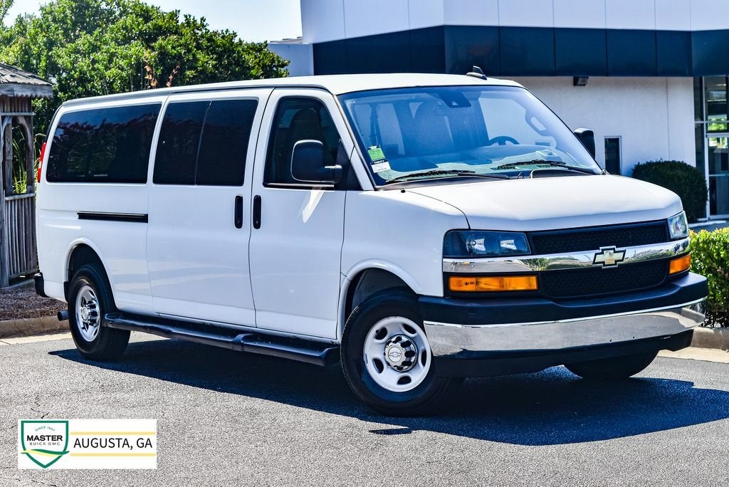 2019 Chevrolet Express Passenger 3500 LT