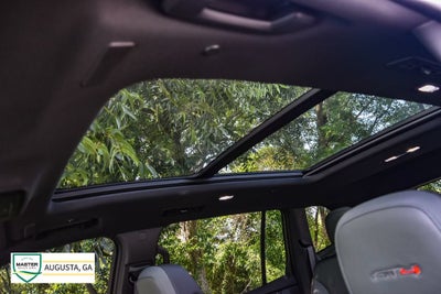 2025 GMC Acadia AT4