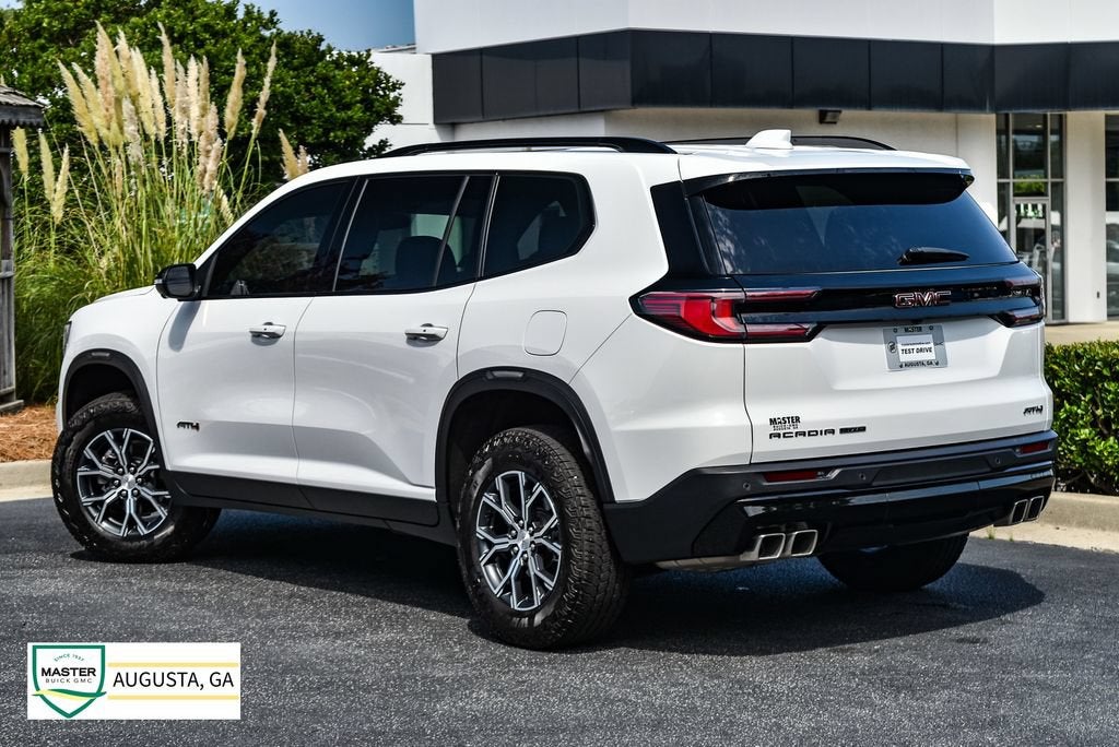 2025 GMC Acadia AT4