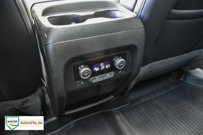 2025 GMC Acadia AT4