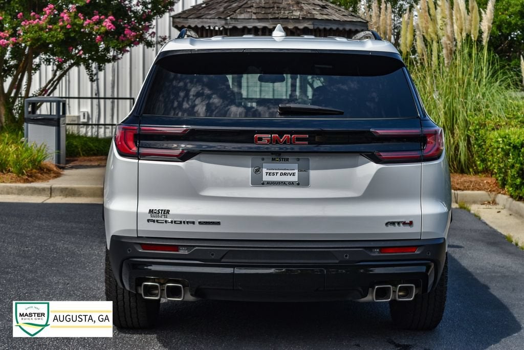 2025 GMC Acadia AT4
