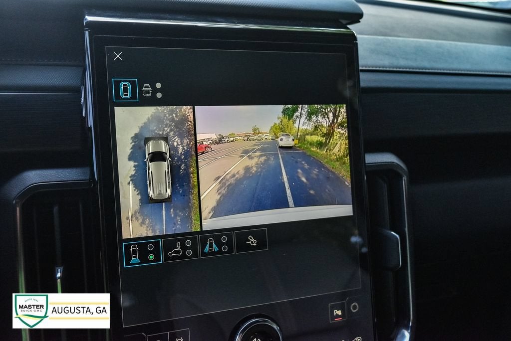 2025 GMC Acadia AT4