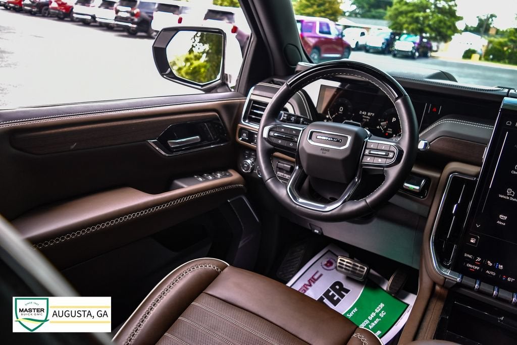 2025 GMC Yukon Denali Ultimate