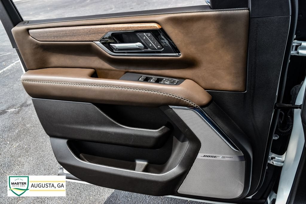 2025 GMC Yukon Denali Ultimate