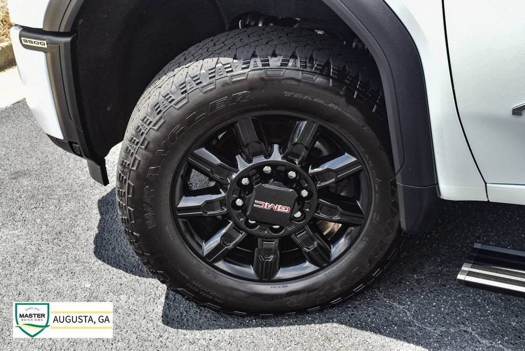 2025 GMC Sierra 3500 HD AT4