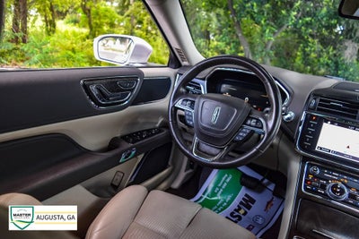 2019 Lincoln Continental Select