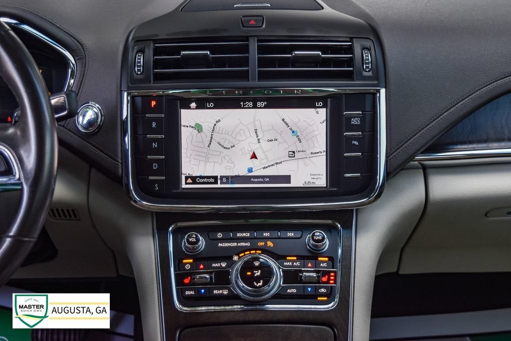 2019 Lincoln Continental Select