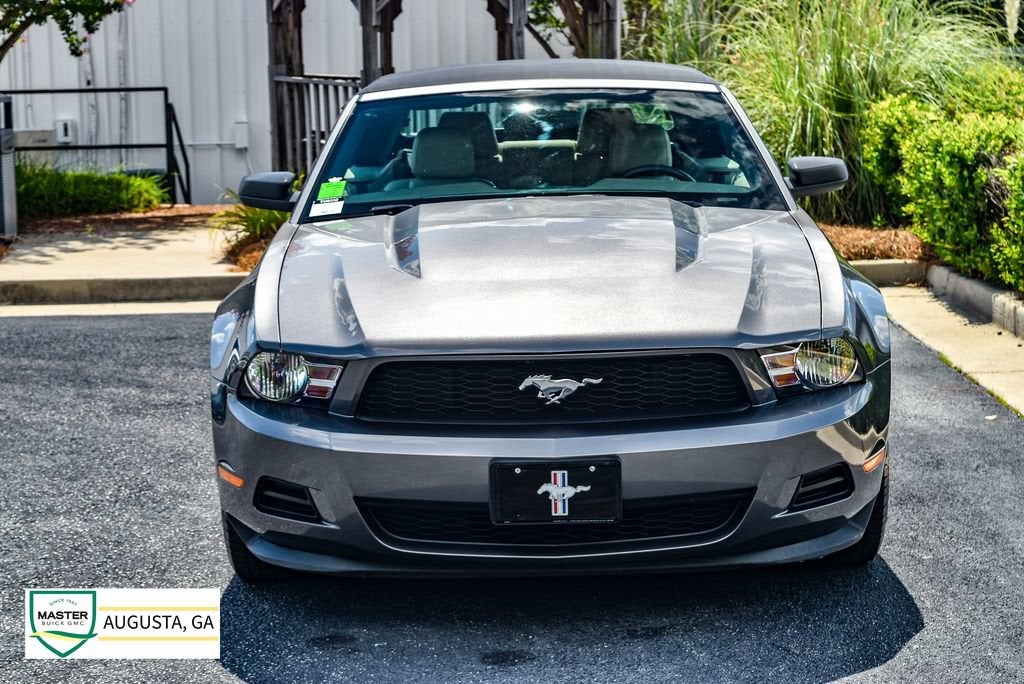 2011 Ford Mustang V6