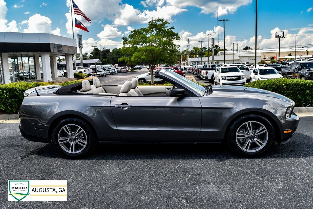 2011 Ford Mustang V6
