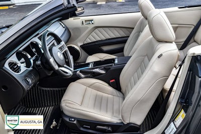 2011 Ford Mustang V6