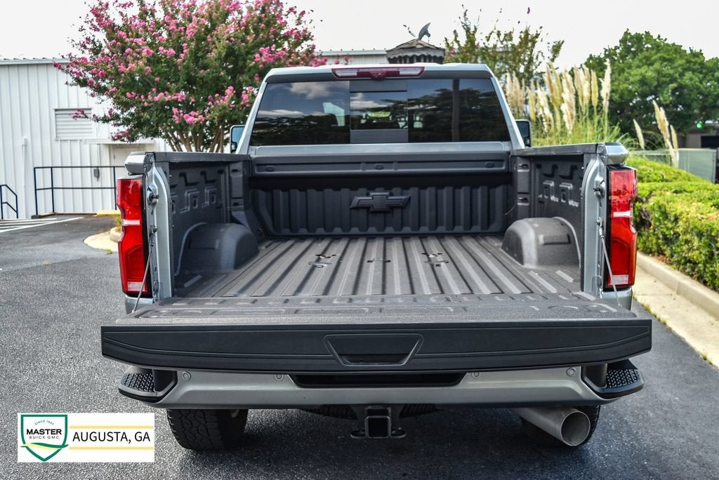 2025 Chevrolet Silverado 3500 HD High Country
