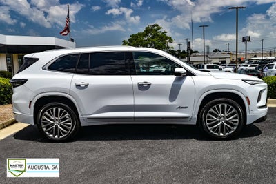 2026 Buick Enclave Avenir