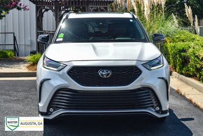 2024 Toyota Highlander LE
