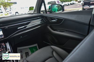 2024 Audi Q7 Premium Plus