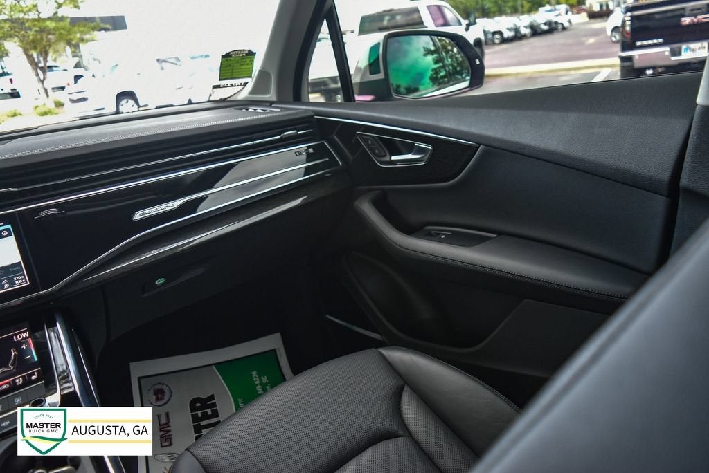 2024 Audi Q7 Premium Plus