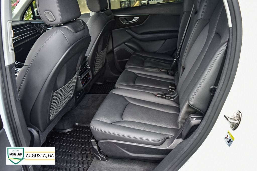 2024 Audi Q7 Premium Plus