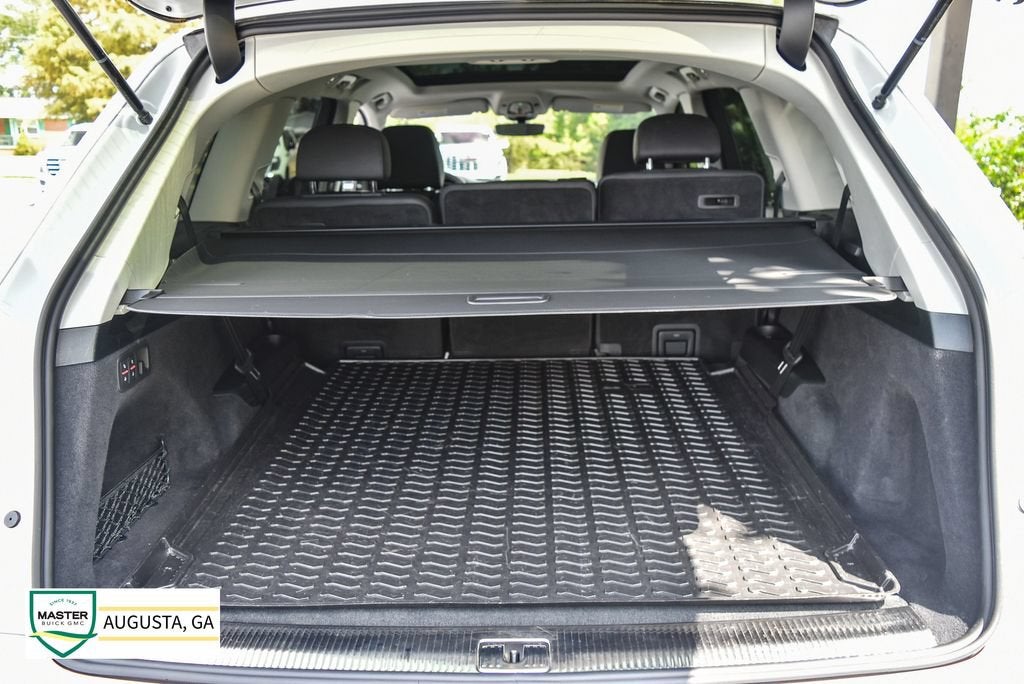 2024 Audi Q7 Premium Plus