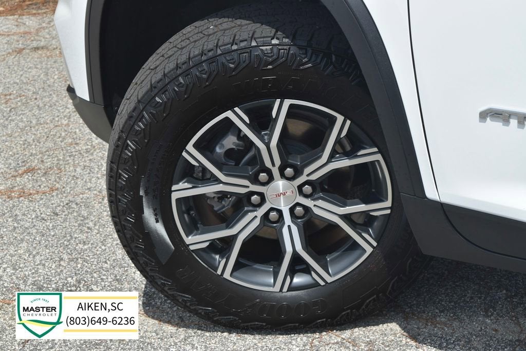 2026 GMC Acadia AT4