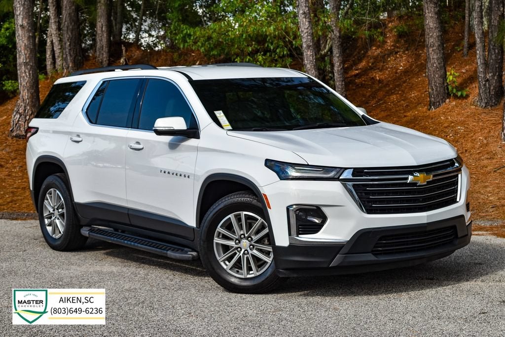 2022 Chevrolet Traverse LT Cloth