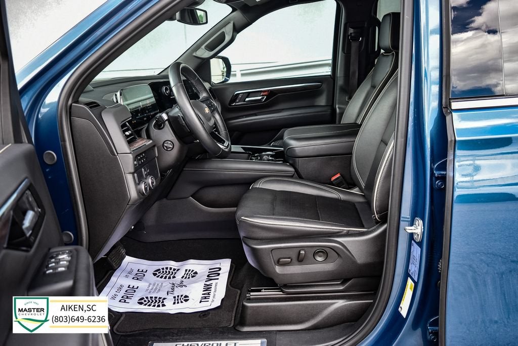 2025 Chevrolet Suburban Premier