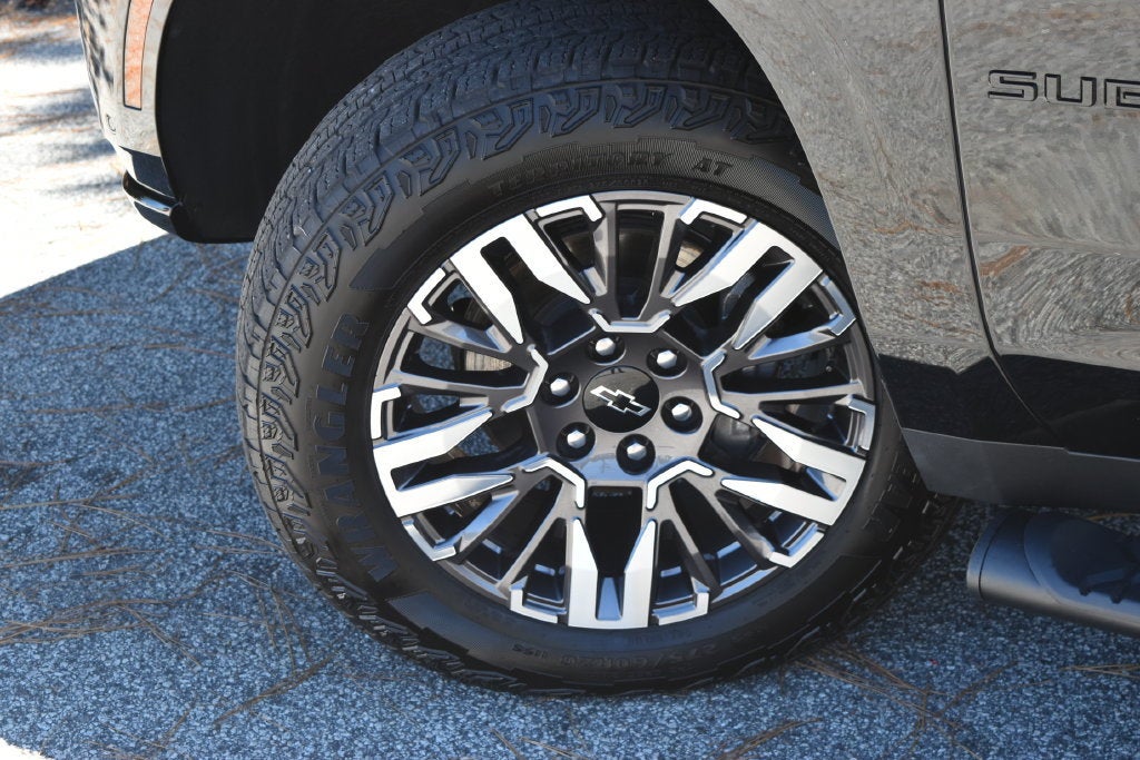 2025 Chevrolet Suburban Z71