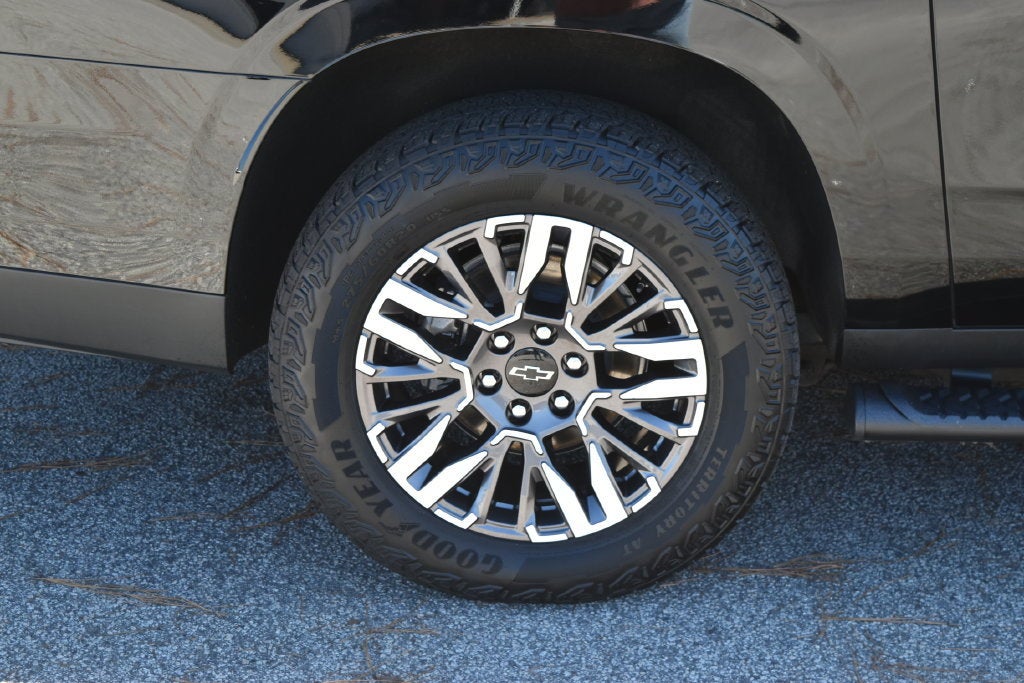 2025 Chevrolet Suburban Z71
