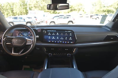 2025 Chevrolet Suburban Z71