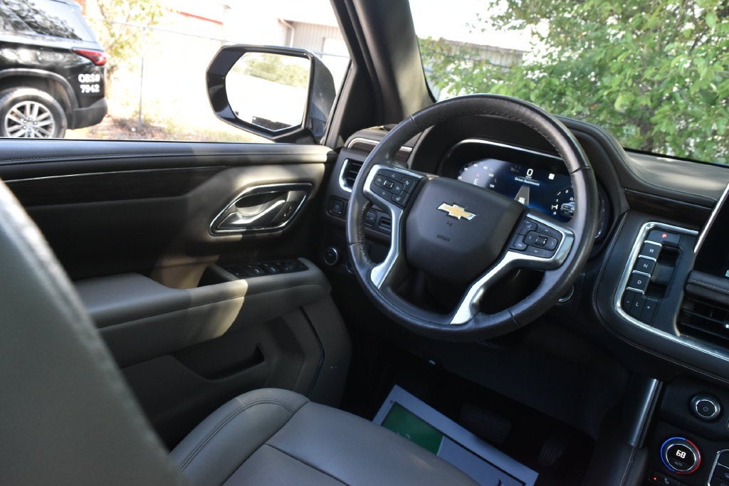 2022 Chevrolet Suburban LT