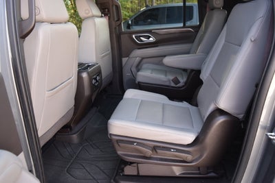 2022 Chevrolet Suburban LT