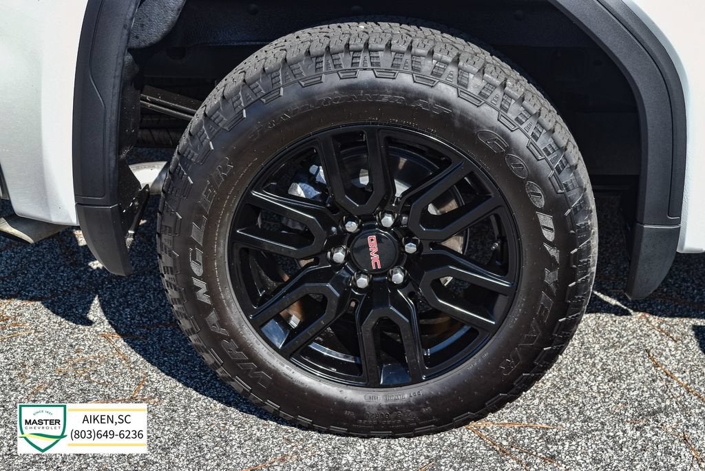 2025 GMC Sierra 1500 Elevation