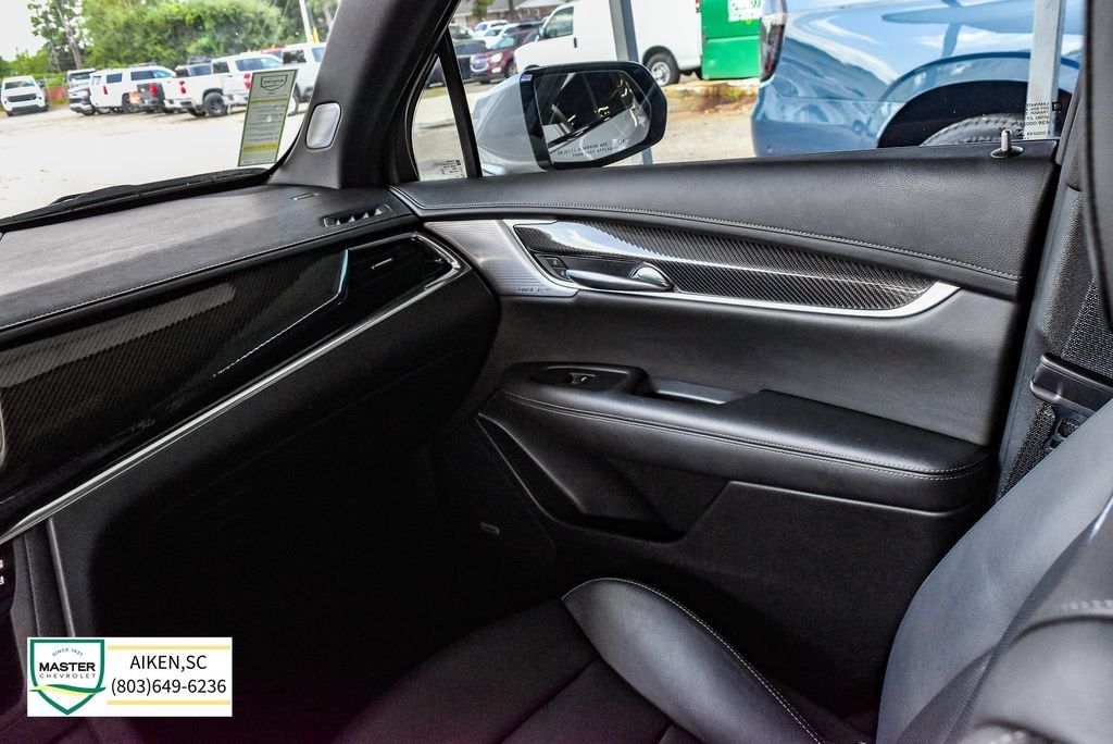 2024 Cadillac XT6 Sport
