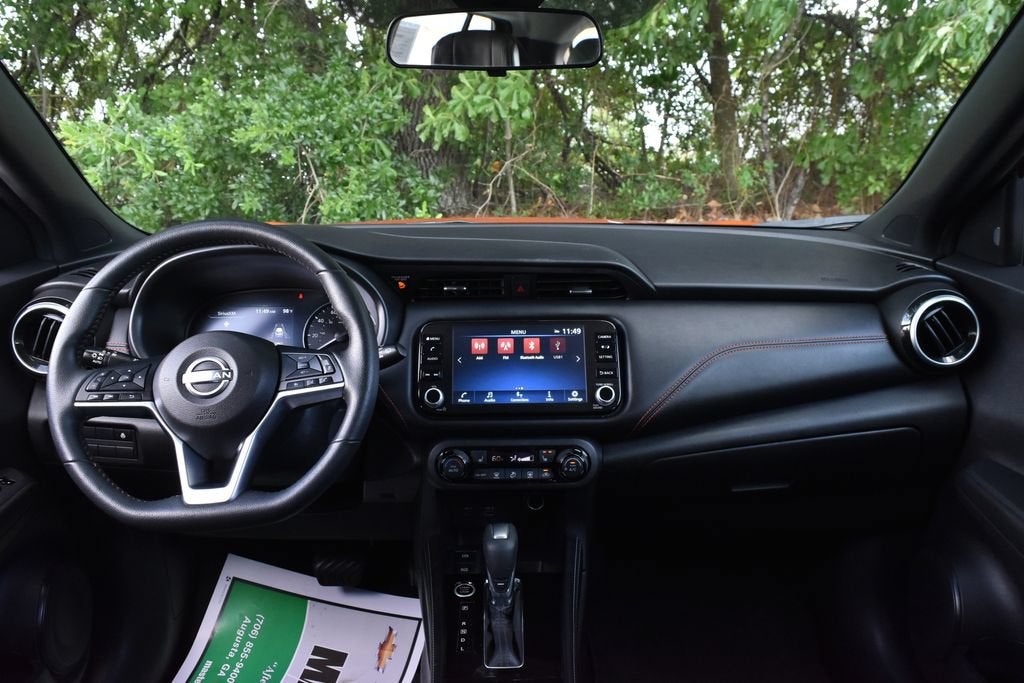 2023 Nissan Kicks SR