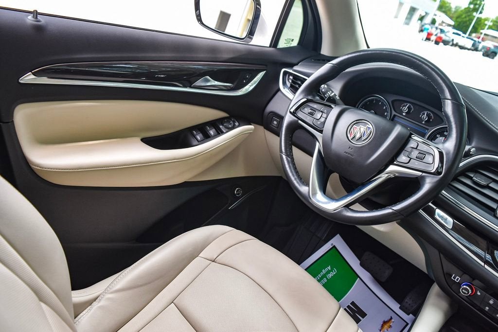 2024 Buick Enclave Essence