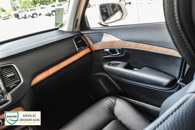 2025 Volvo XC90 Plus
